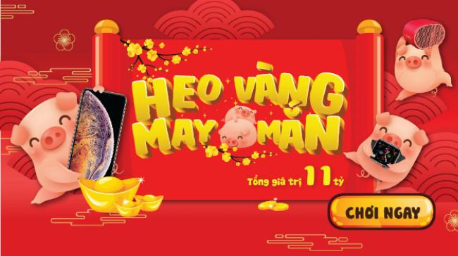 Người chơi vui mừng nhận thông báo trúng thưởng khi chơi game Heo Vàng May Mắn Viettel