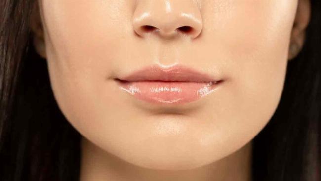 Những điều cần lưu ý khi tẩy tế bào chết cho môi tại nhà