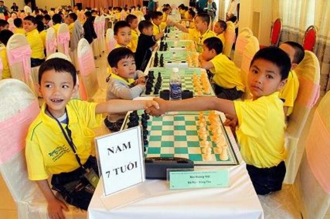 Video Hướng Dẫn Chơi Cờ Vua: Khám Phá Thế Giới Trí Tuệ Qua Màn Ảnh
